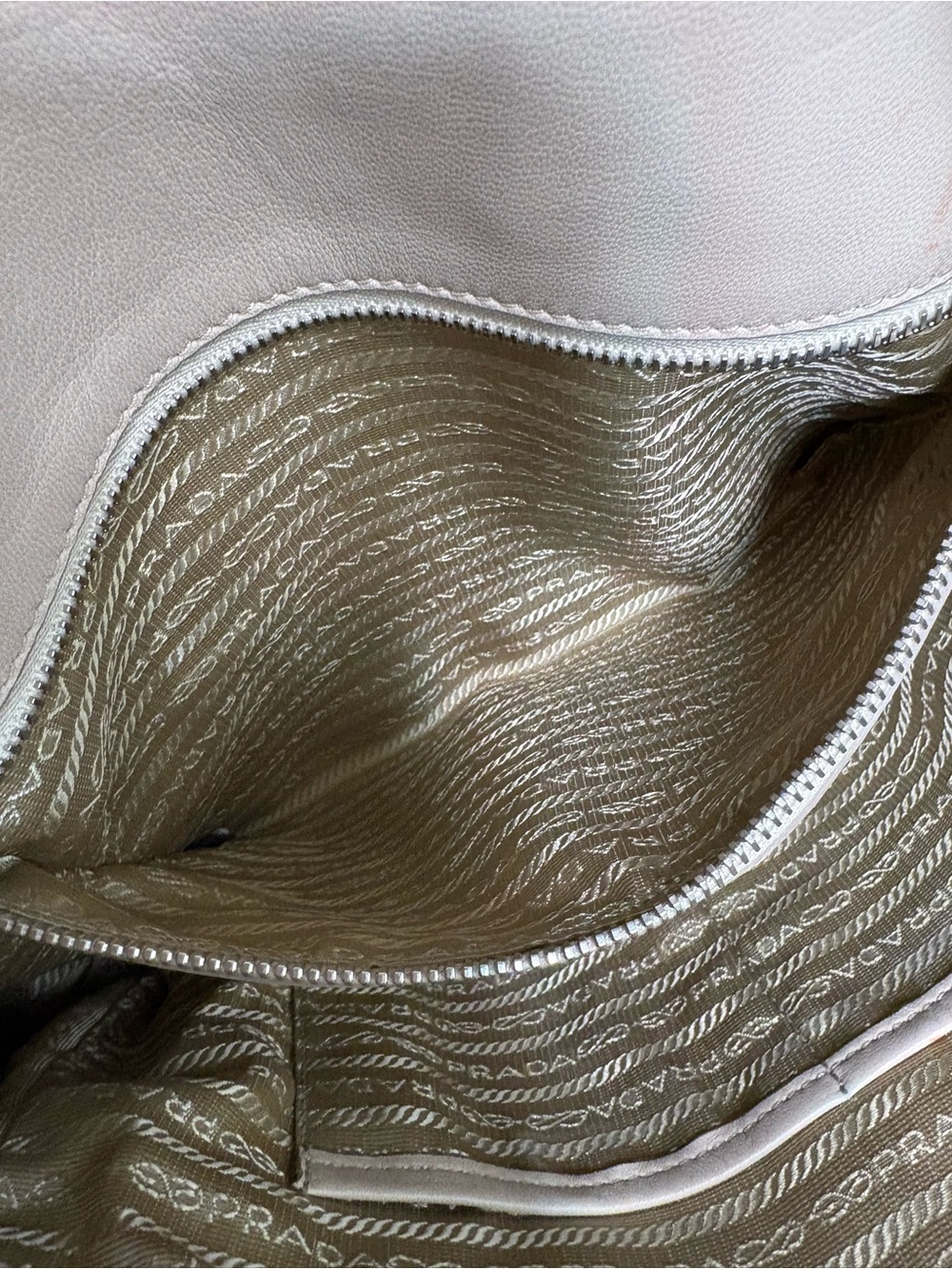 Authentic Prada Gaufre Nude Leather Shoulder bag - Picture 8 of 14